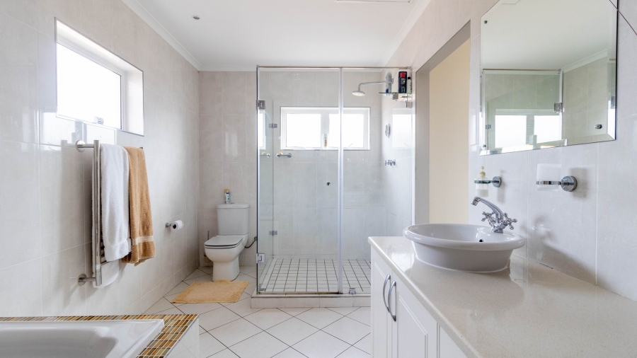 3 Bedroom Property for Sale in Langebaan Country Estate Western Cape